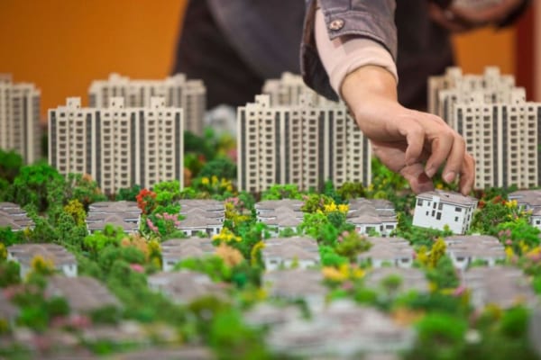Rà soát chi tiết từng điều khoản trong hợp đồng mua bán